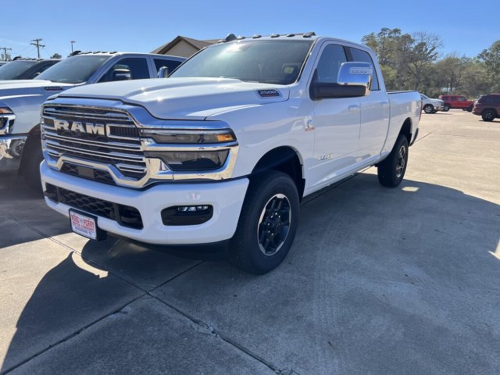 New 2026 Ram 2500 LARAMIE CREW CAB 4X4 6'4 BOX Pickup