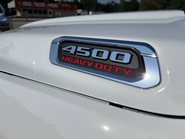 2026 Ram 4500 Tradesman photo 4