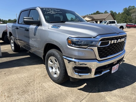 2025 Ram 1500 TRADESMAN CREW CAB 4X4 5'7 BOX Pickup