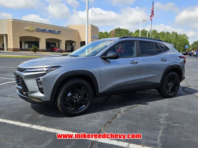 2025 Chevrolet Trax ACTIV photo 3