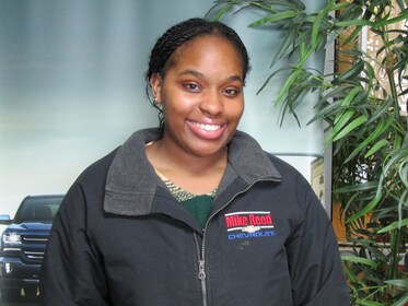 Staff member Chaniyah Bell from ID_be31d8bdb550