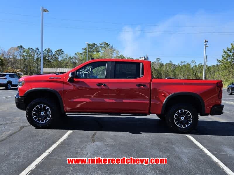 2025 Chevrolet Silverado 1500 ZR2 photo 4