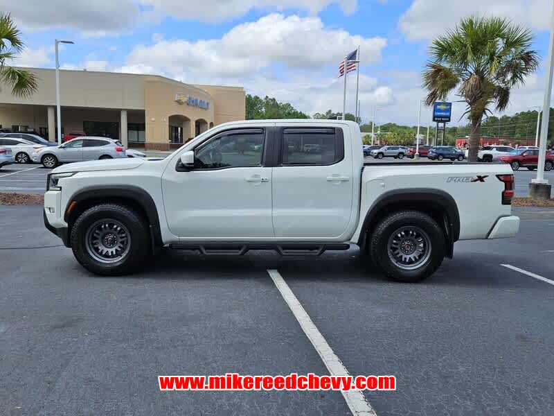 2023 Nissan Frontier PRO-X Crew Cab photo 4