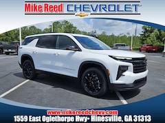 2025 Chevrolet Traverse LT SUV
