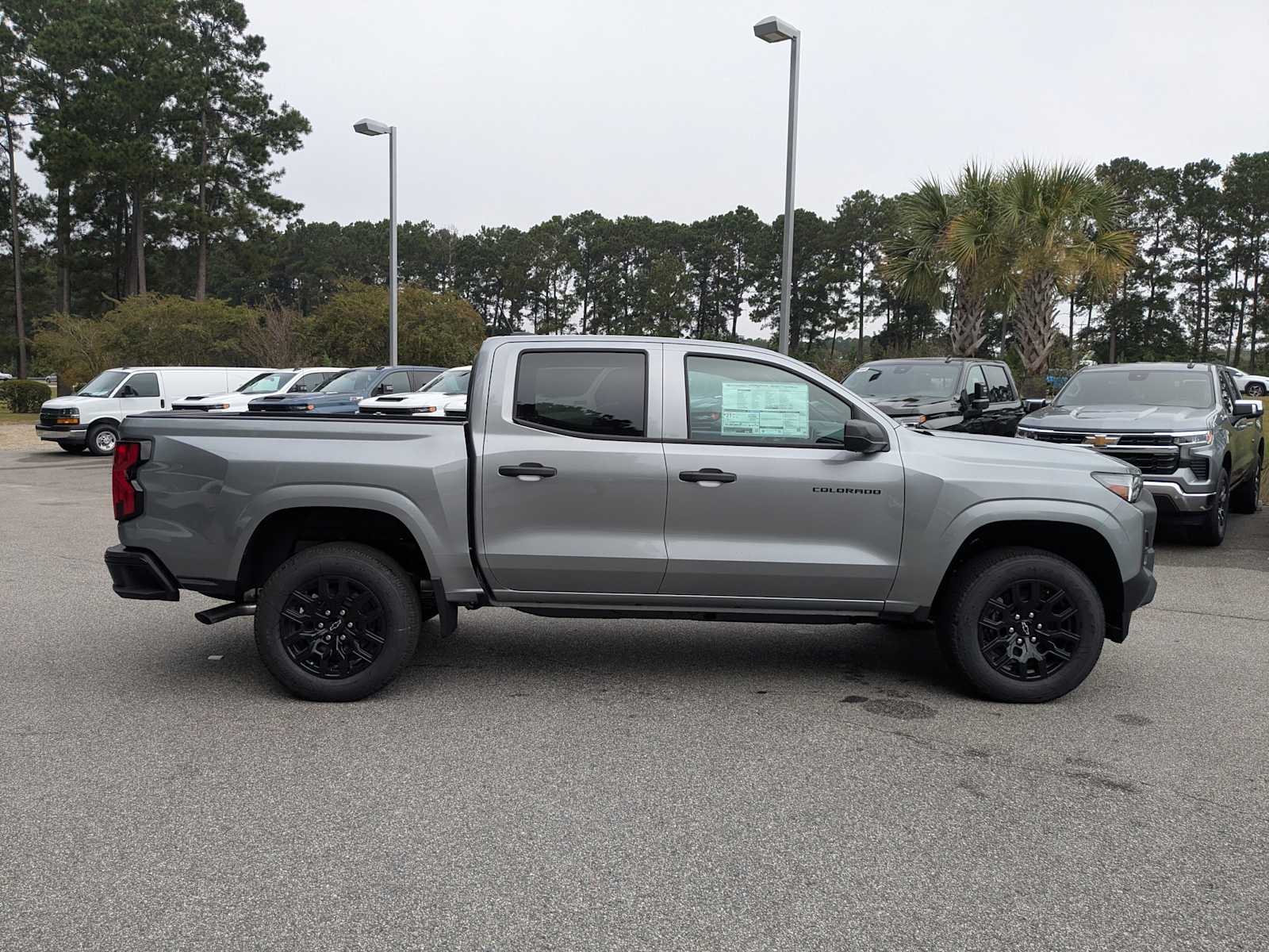2026 Chevrolet Colorado Work Truck photo 3