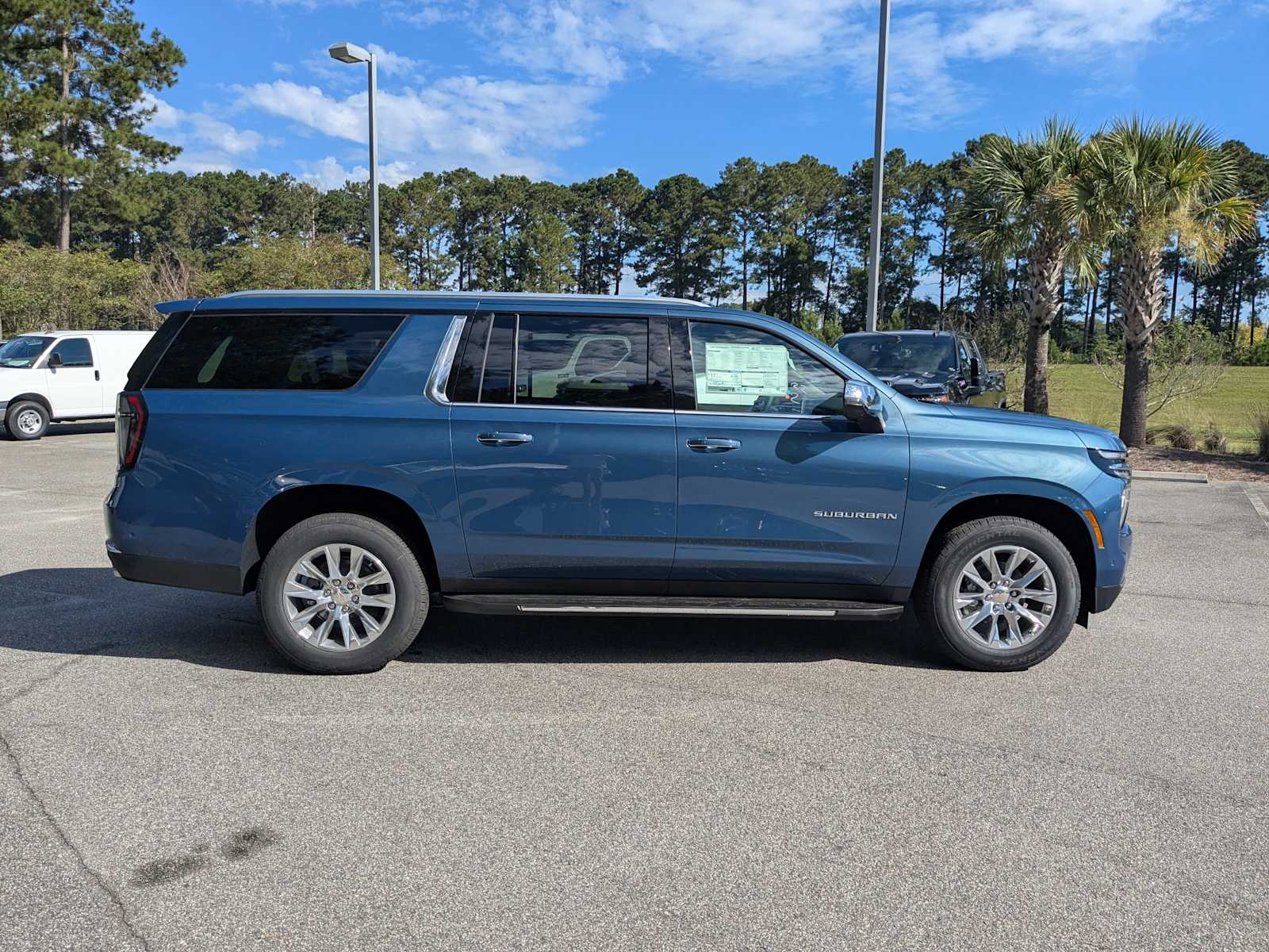 2026 Chevrolet Suburban Premier photo 3