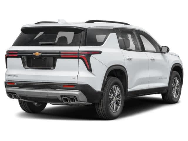2025 Chevrolet Traverse photo 3