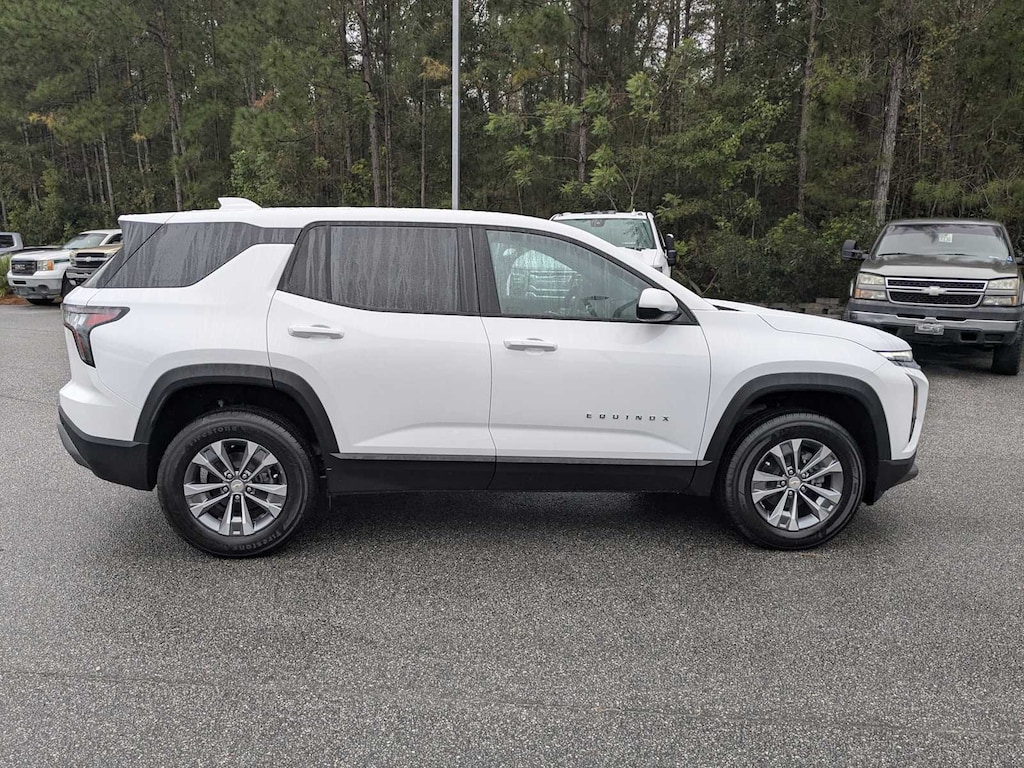 New 2026 Chevrolet Equinox LT SUV