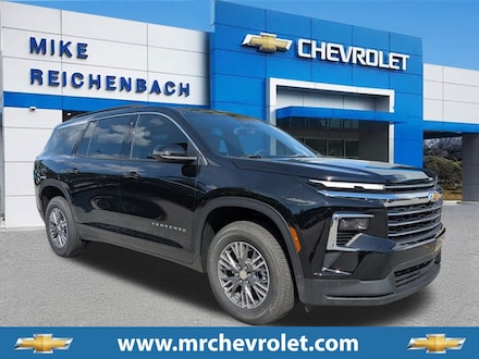 2025 Chevrolet Traverse LT SUV