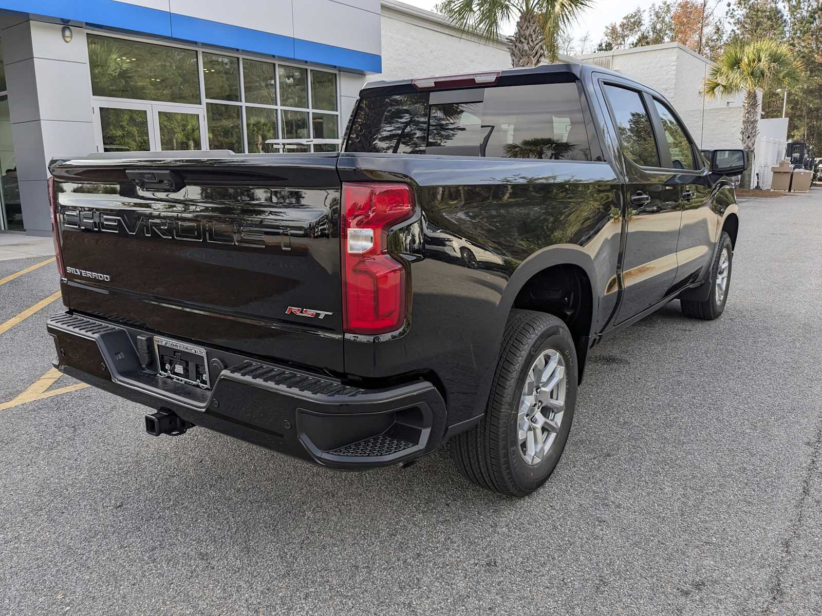 2026 Chevrolet Silverado 1500 RST photo 2