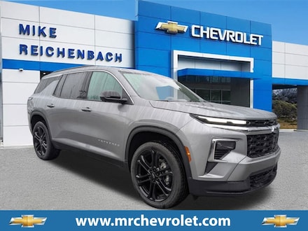 2025 Chevrolet Traverse LT SUV