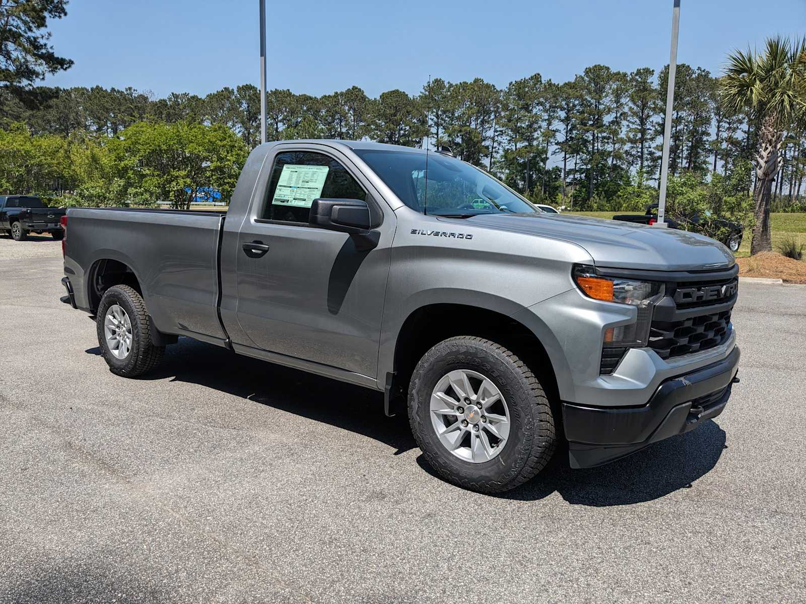 2025 Chevrolet Silverado 1500 photo 2