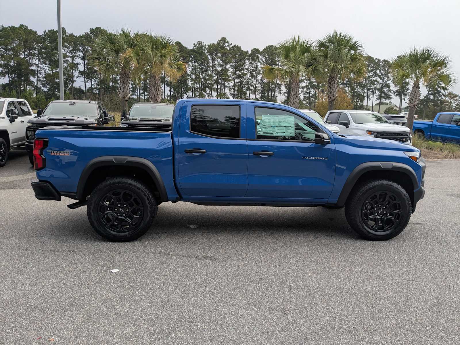 2026 Chevrolet Colorado Trail Boss photo 3
