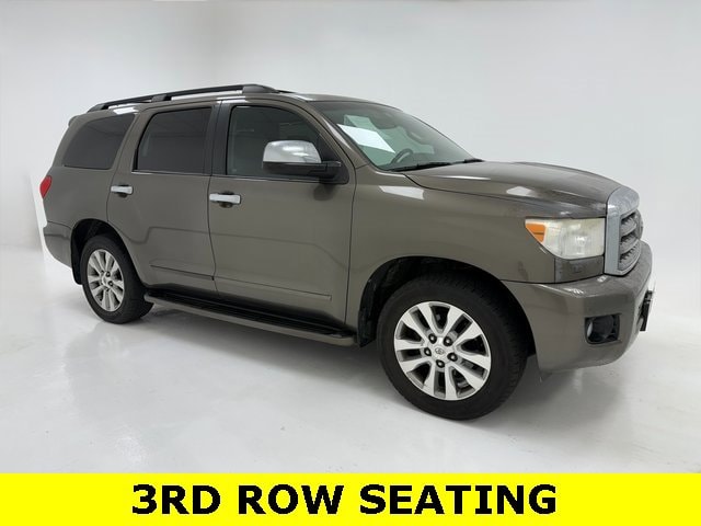 2013 Toyota Sequoia Limited's photo