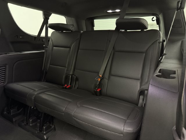 2023 Chevrolet Suburban Z71 - Photo 37
