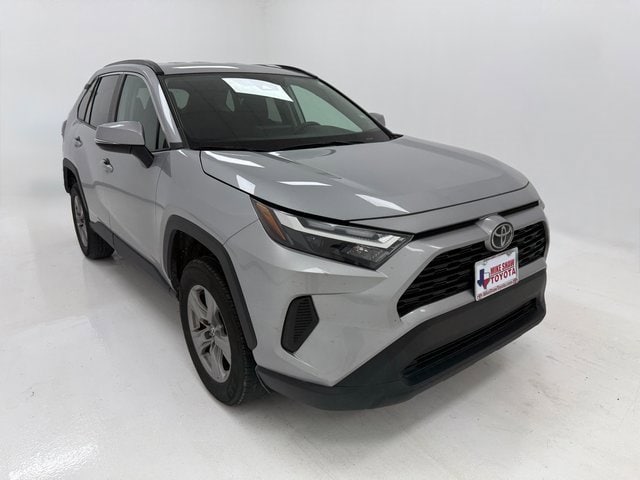 Used 2024 Toyota RAV4 XLE with VIN 2T3W1RFVXRW303360 for sale in Northfield, Minnesota