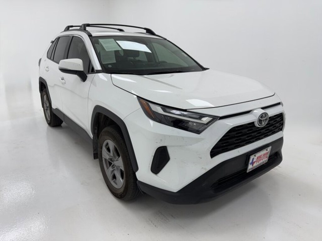 Used 2025 Toyota RAV4 XLE SUV