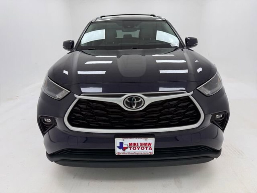 Used 2023 Toyota Highlander XLE SUV