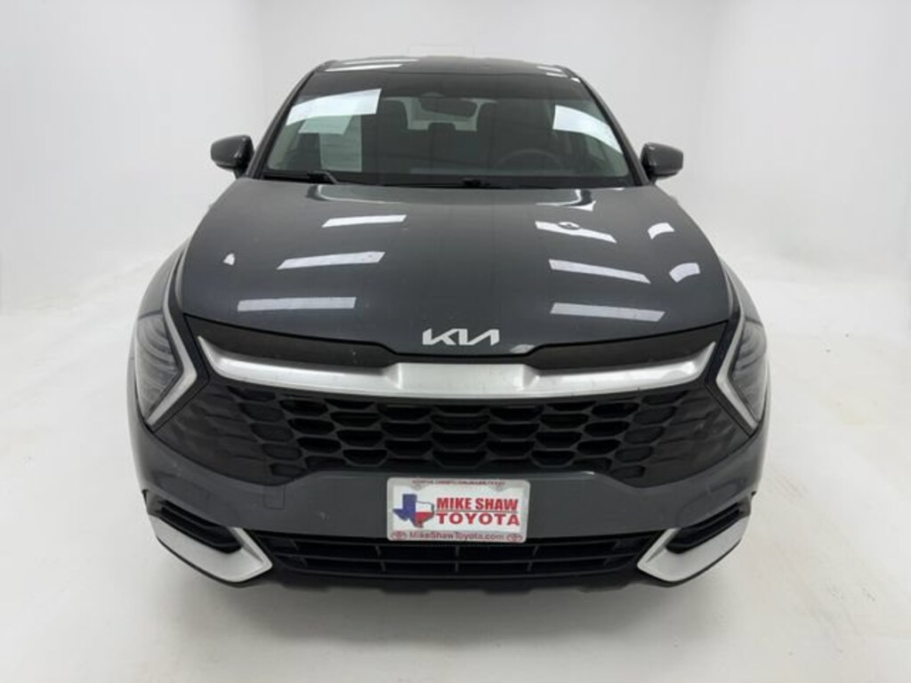Used 2025 Kia Sportage LX SUV
