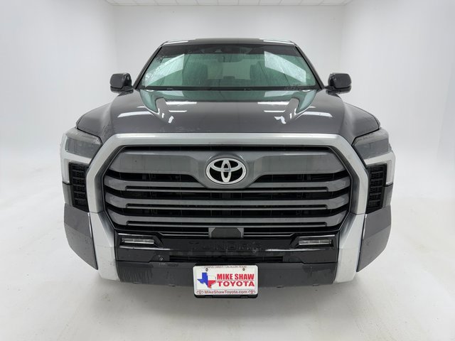 2023 Toyota Tundra Limited photo 3