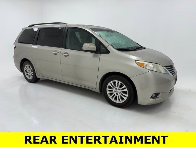 2016 Toyota Sienna XLE