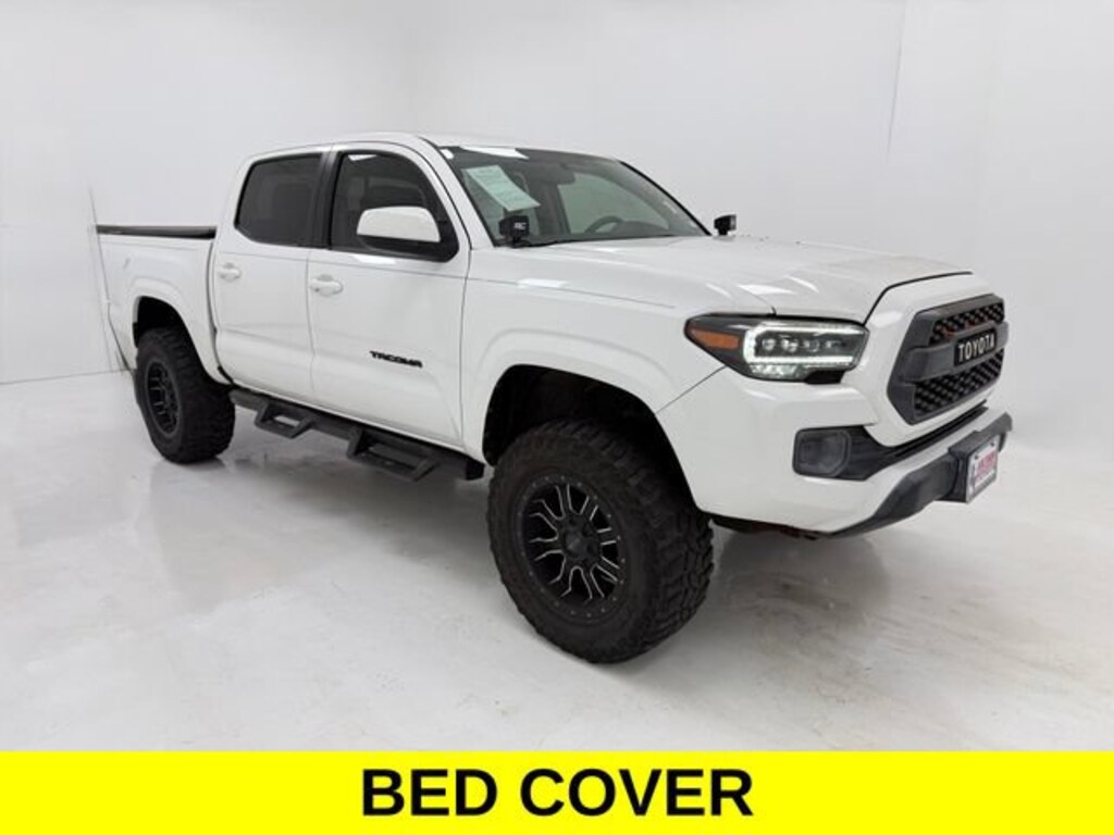 Used 2017 Toyota Tacoma Truck Double Cab