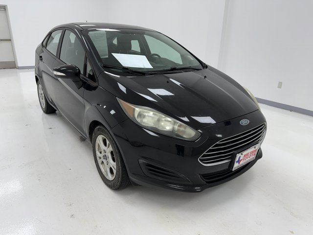 Used 2016 Ford Fiesta SE with VIN 3FADP4BJ0GM180359 for sale in Robstown, TX