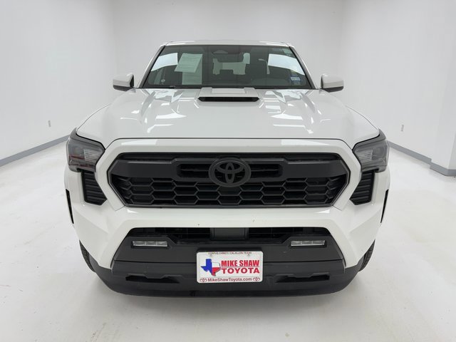 2024 Toyota Tacoma TRD Sport photo 3