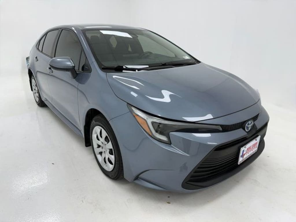 Used 2025 Toyota Corolla Hybrid LE Sedan