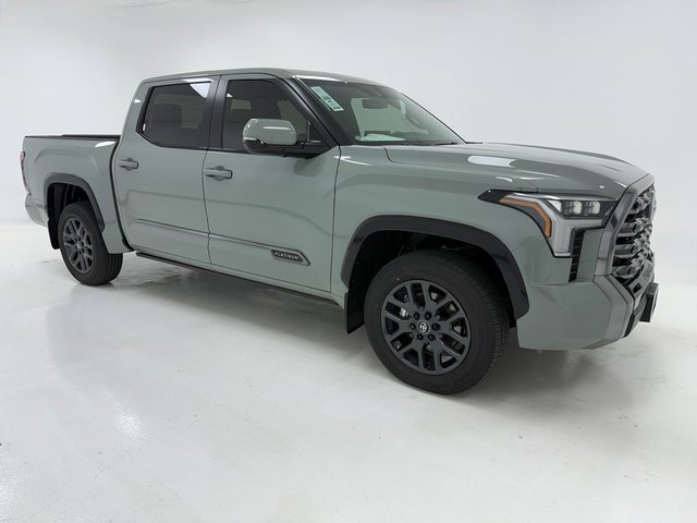 2026 Toyota Tundra Platinum's photo