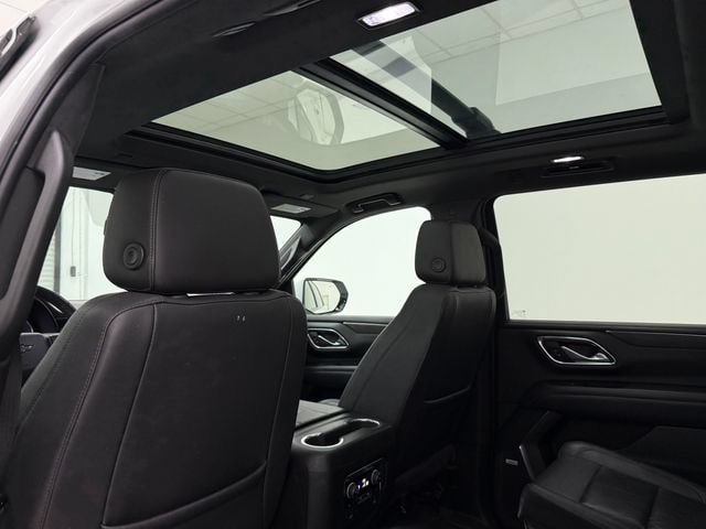 2023 Chevrolet Suburban Z71 - Photo 32