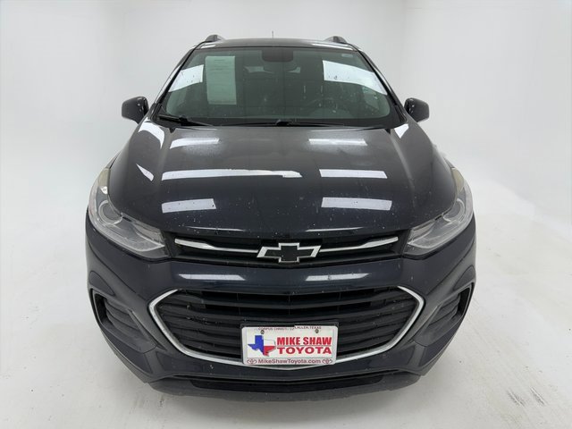 2021 Chevrolet Trax LT photo 3