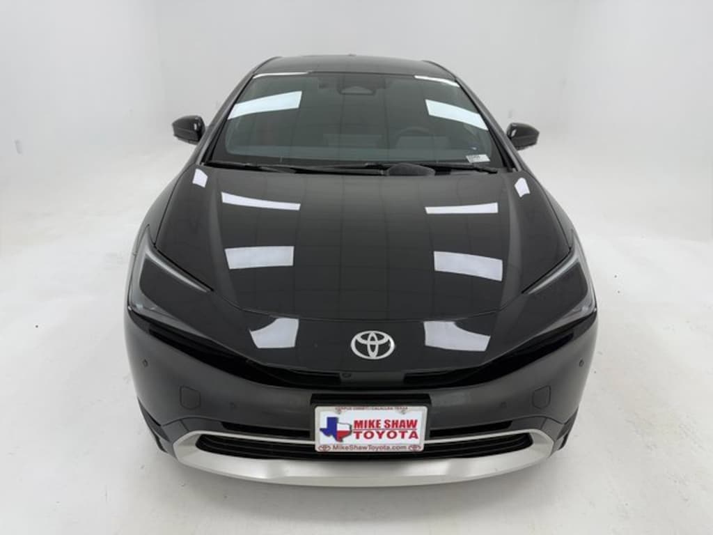 Used 2025 Toyota Prius Plug-in Hybrid XSE Premium Hatchback