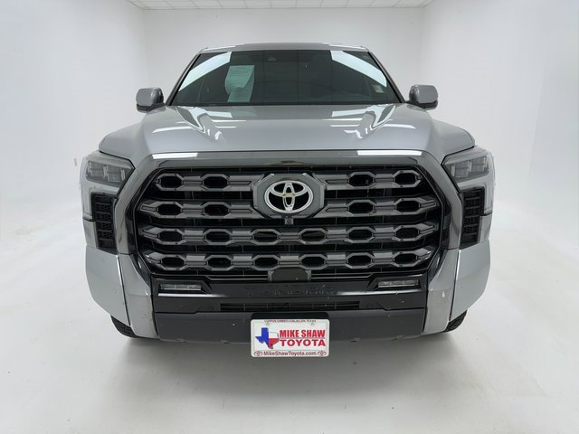 2024 Toyota Tundra Platinum photo 3