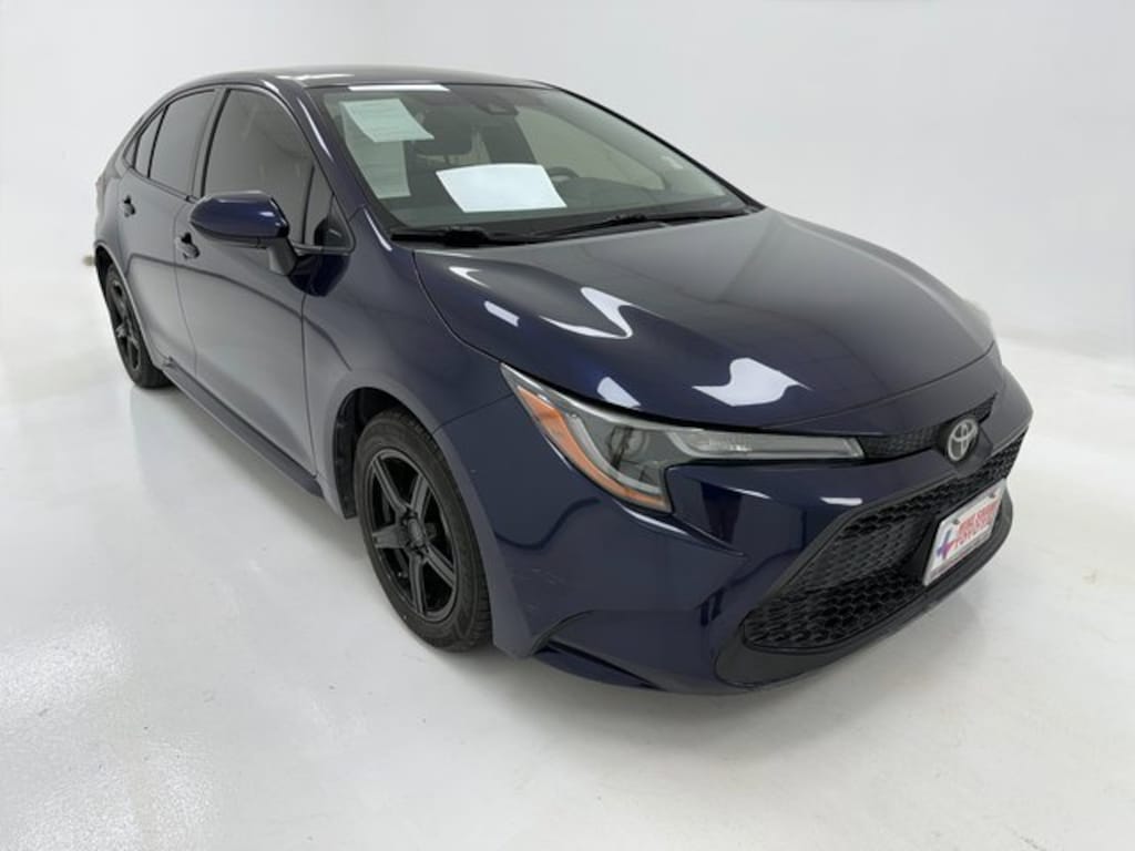 Used 2021 Toyota Corolla LE Sedan