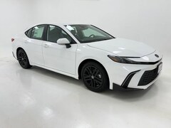 2026 Toyota Camry SE Sedan