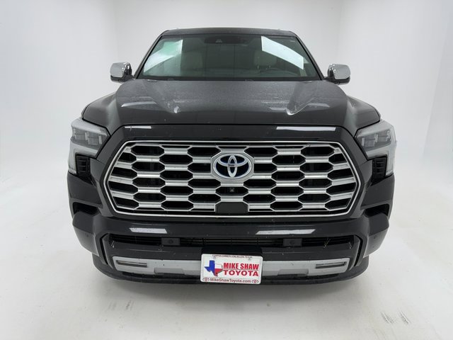 2023 Toyota Sequoia Capstone photo 3