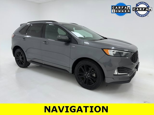 2022 Ford Edge ST-Line's photo