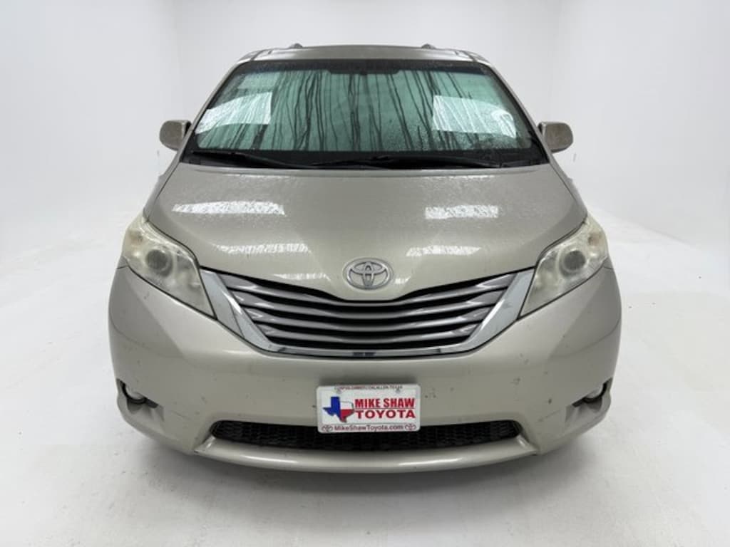 Used 2016 Toyota Sienna L Van
