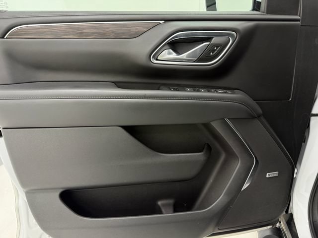 2023 Chevrolet Suburban Z71 - Photo 31