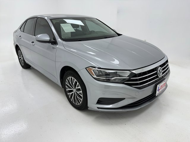 2021 Volkswagen Jetta R-Line photo 2