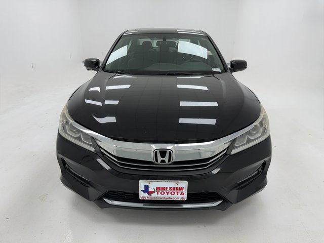 2017 Honda Accord EX-L photo 2