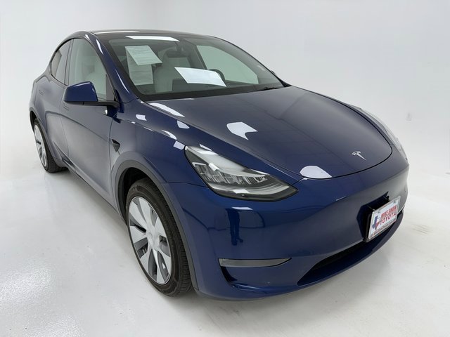 Used 2023 Tesla Model Y Long Range with VIN 7SAYGDEE1PA115227 for sale in Northfield, Minnesota