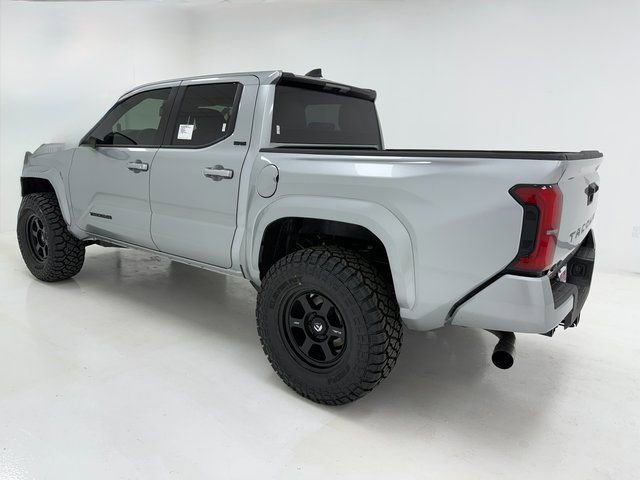 2026 Toyota Tacoma SR5 - Photo 37