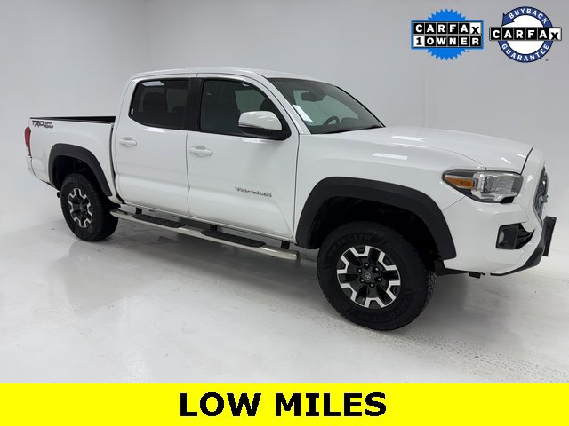 2019 Toyota Tacoma TRD Off Road's photo