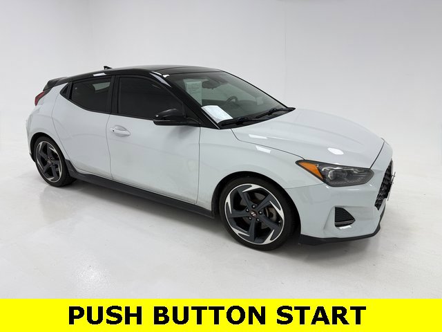 2019 Hyundai Veloster Ultimate's photo