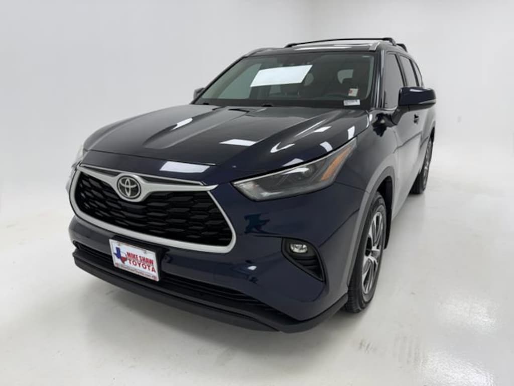 Used 2023 Toyota Highlander XLE SUV