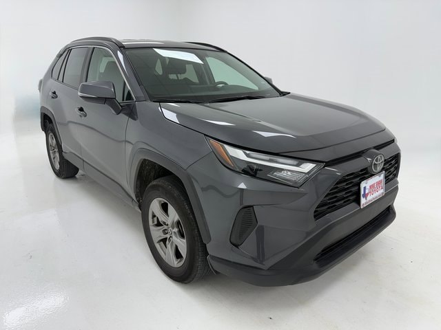 Used 2024 Toyota RAV4 XLE with VIN 2T3W1RFV8RW319878 for sale in Northfield, Minnesota
