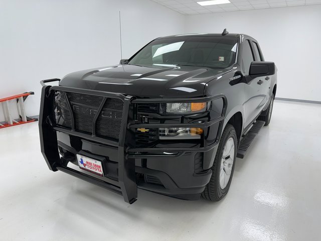 2022 Chevrolet Silverado 1500 Custom photo 3