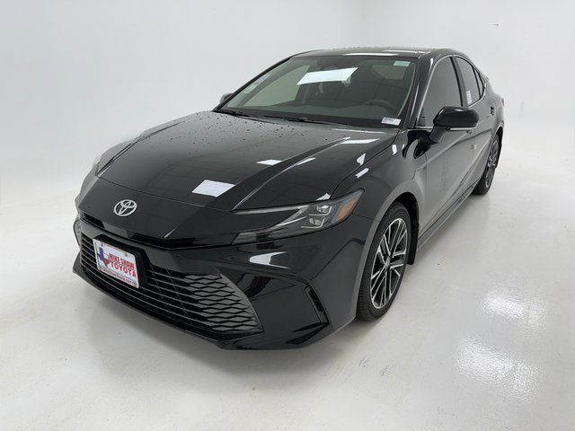 2026 Toyota Camry XLE photo 4